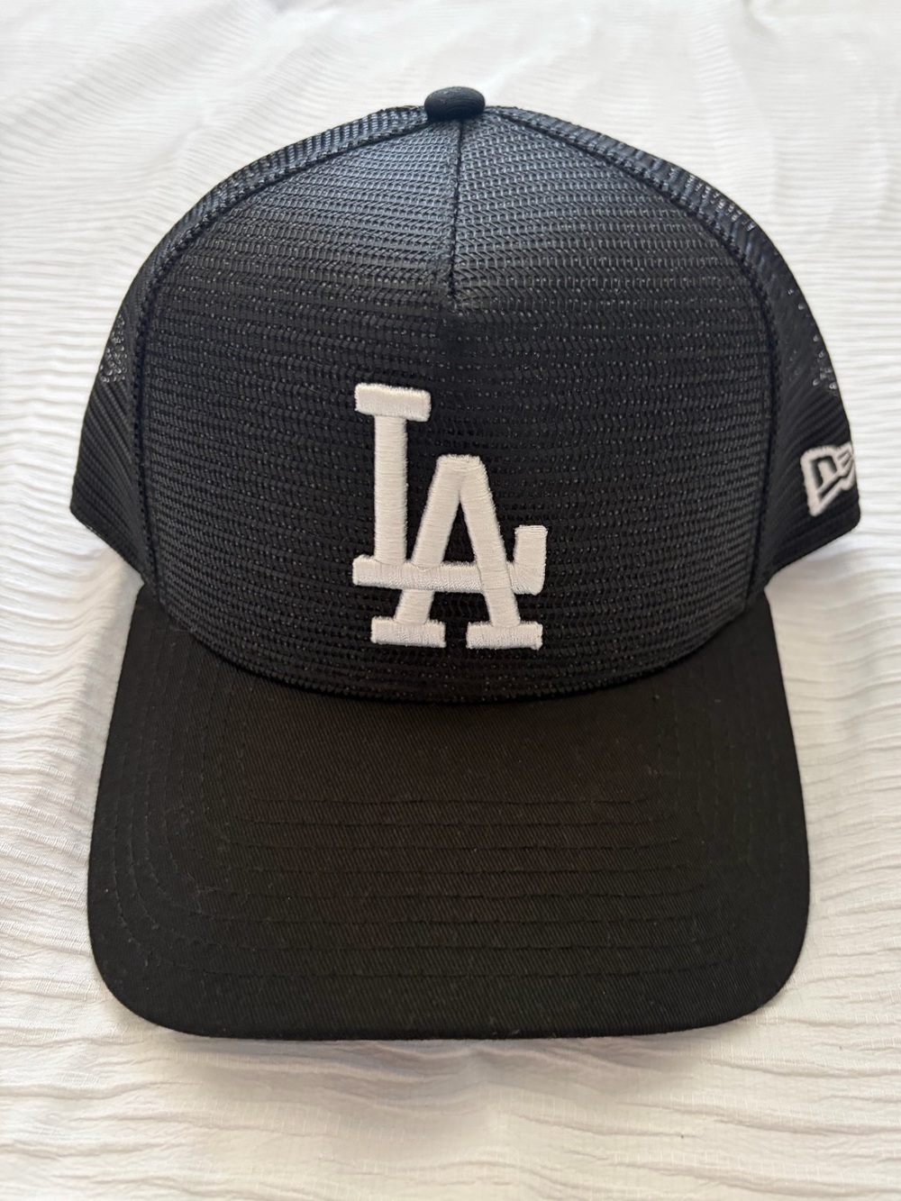 New Era Los Angeles Dodgers Black and White LA Trucker Hat